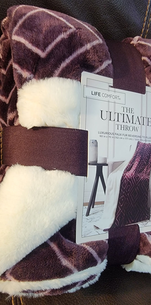 Life Comfort popular Ultimate Faux Fur Throw 2-pack 60”x70”