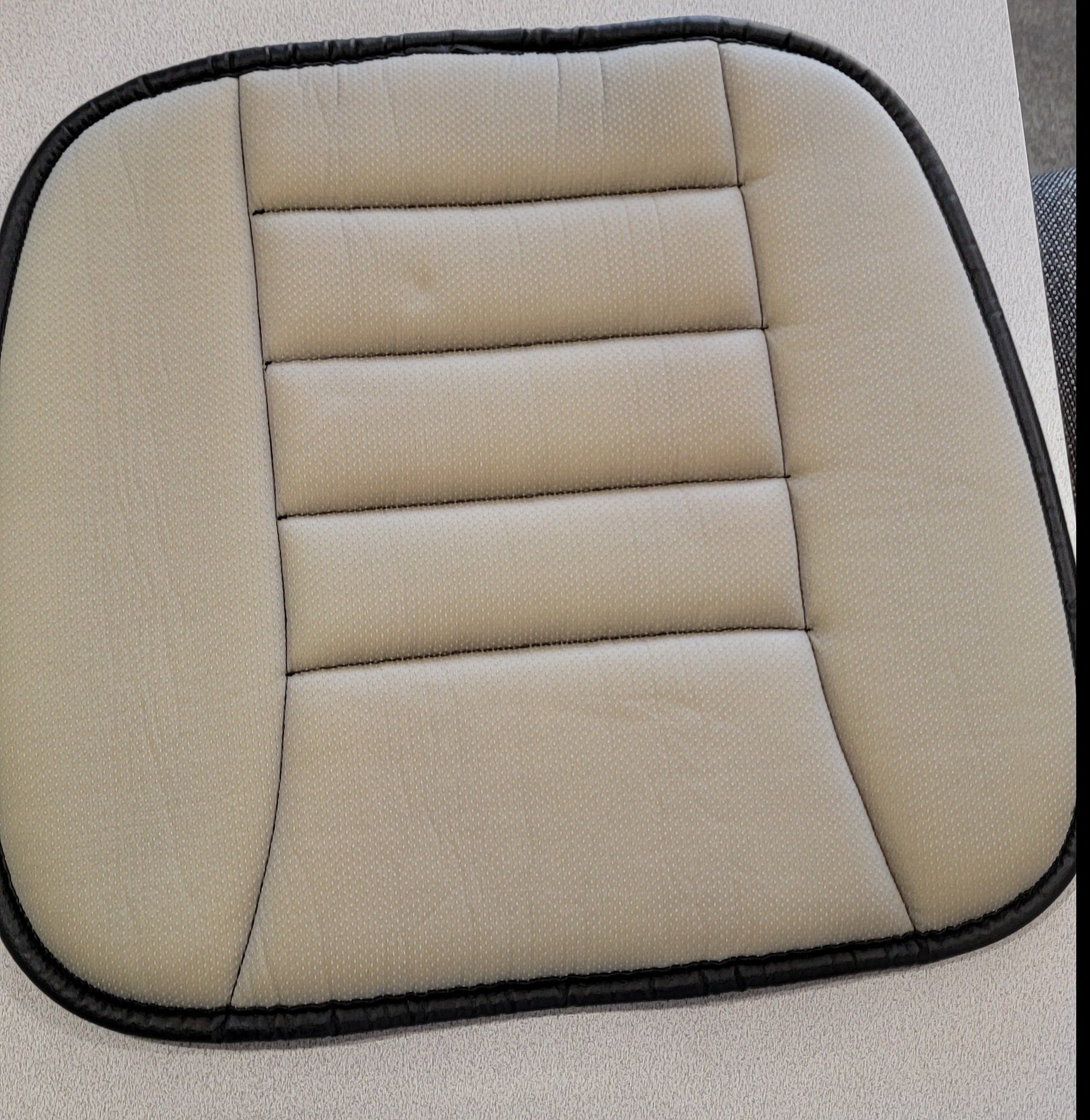 RaoRanDang Car Seat Cushion Pad for Car Driver Seat Office Chair Home Use  Memory Foam Seat Cushion